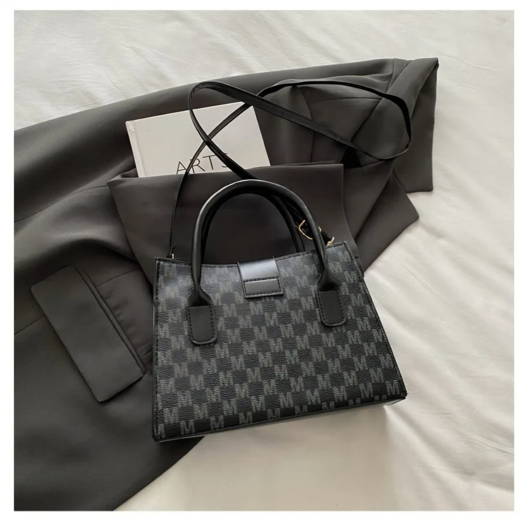 New black elegant light versatile crossbody purse