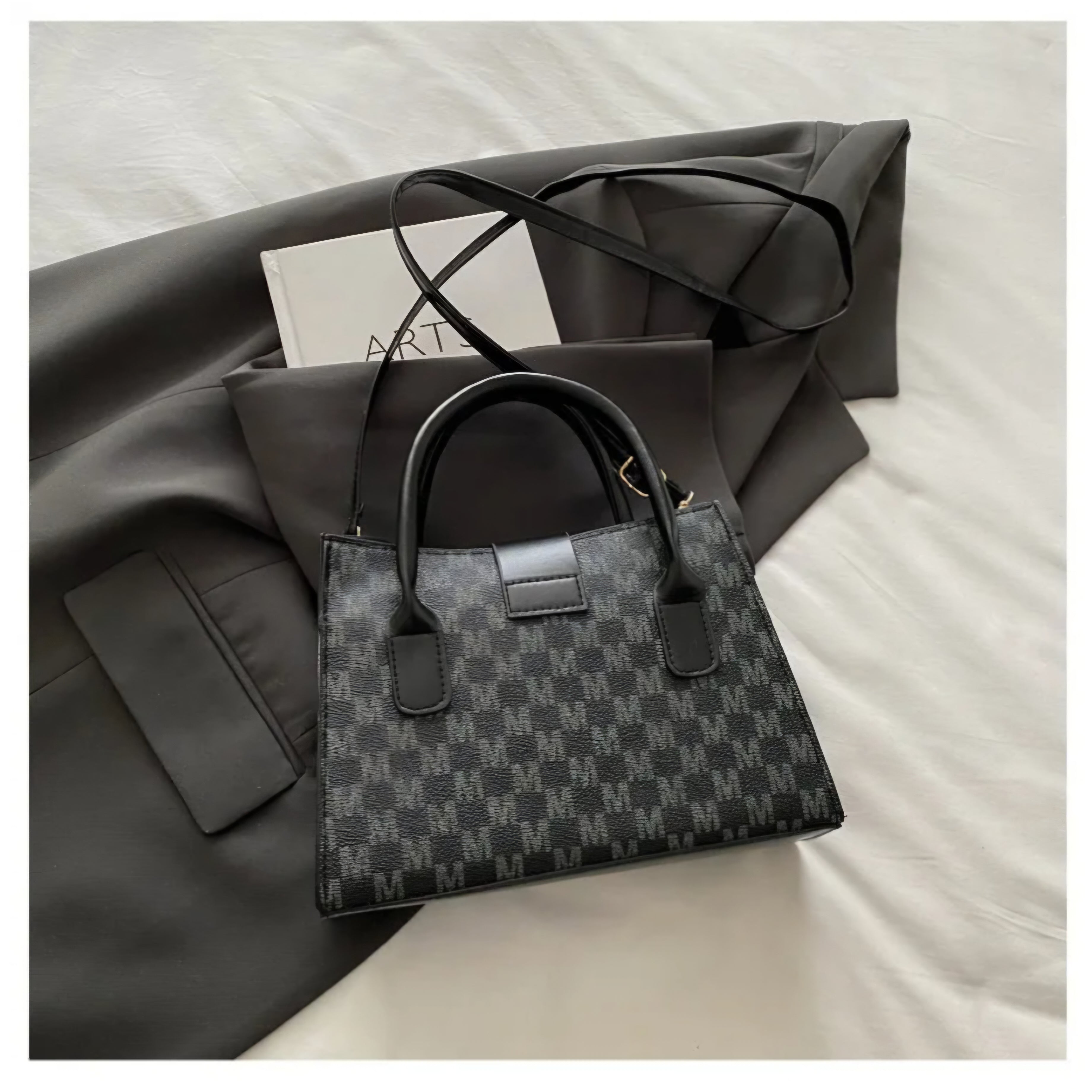 New black elegant light versatile crossbody purse