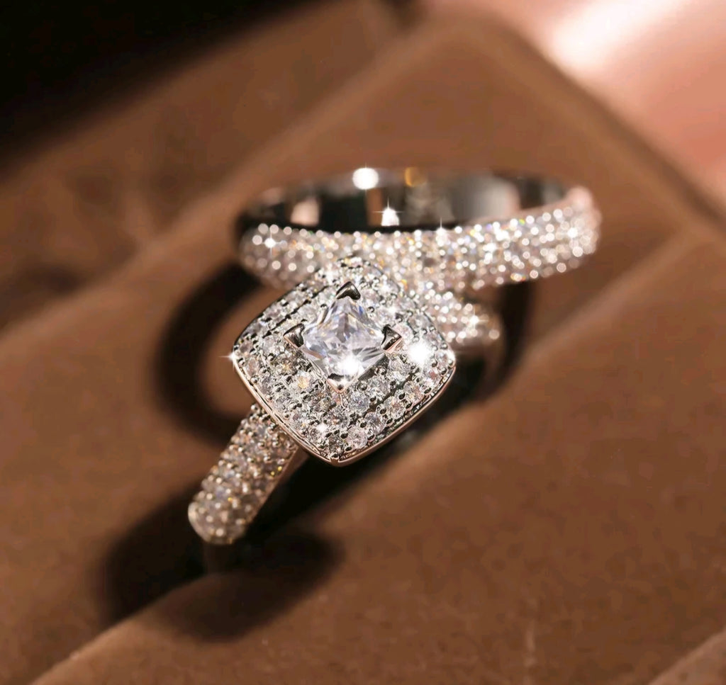 Brass Base Platinum Plated 1ct Zircon Diamond Rings 2-piece Set Size 4-Brand New